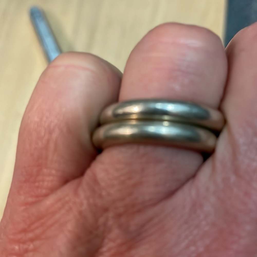 Single Rings - Picture 3 of 3